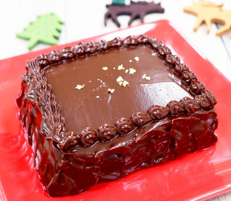 紅茶風味のクリスマスチョコレートケーキ