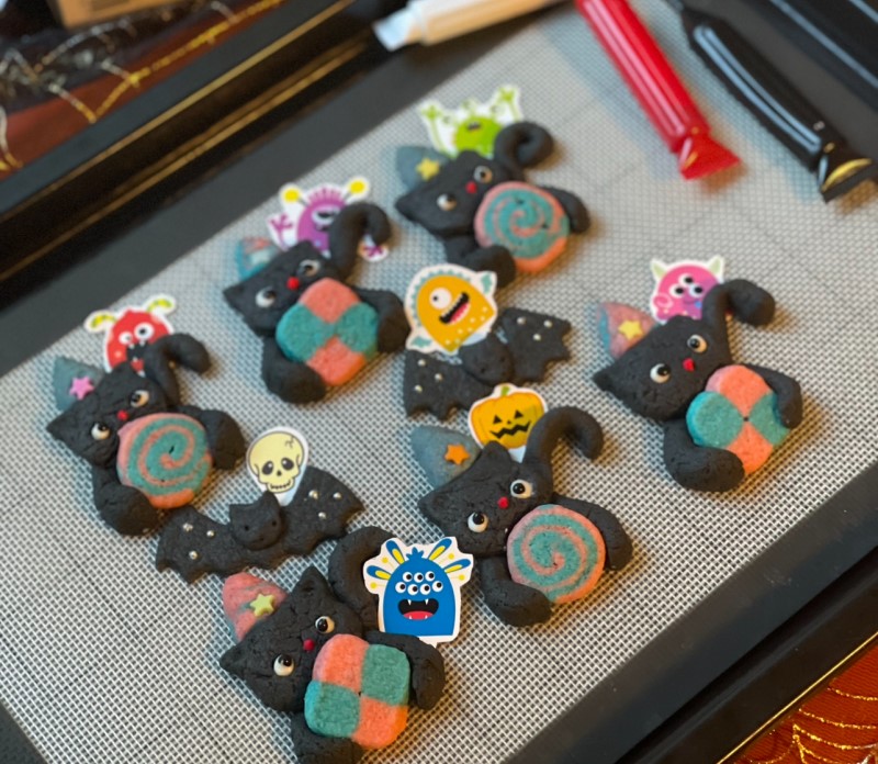 ハロウィン手作りキットでアレンジ！黒猫の抱っこスイートパンプキン