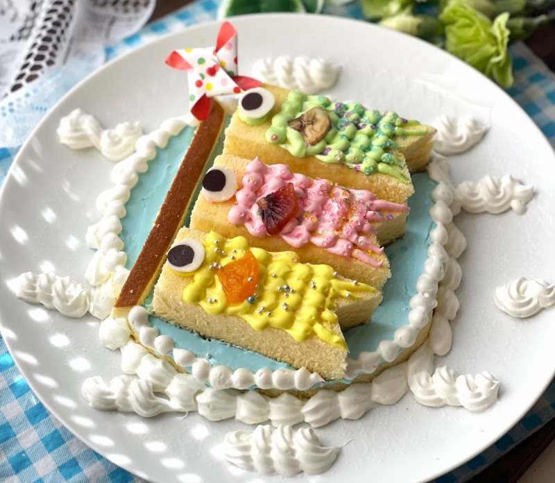 鯉のぼりのデコレーションケーキ
